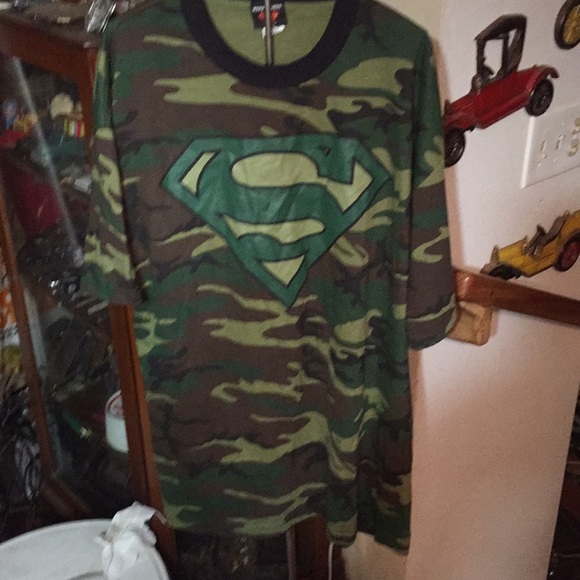 Superman Camouflage Tee Shirt Like New 